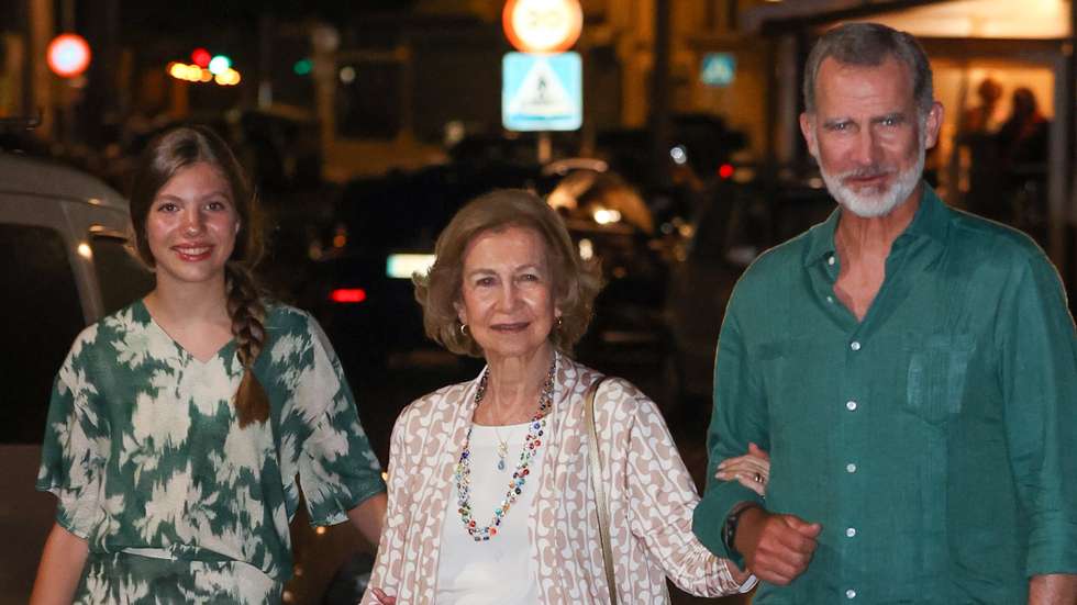 The Royal Family Dines Out In Mallorca