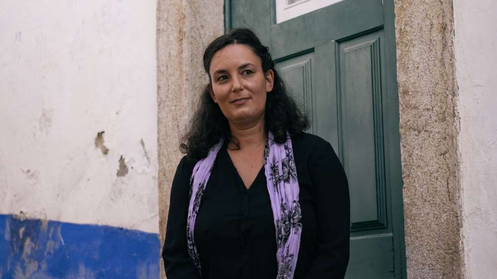 O Observador entrevistou a escritora, Cláudia Andrade, no Festival Internacional Literário de Óbidos, o FOLIO. Óbidos, 23 de Outubro de 2021 ANDRÉ DIAS NOBRE / OBSERVADOR