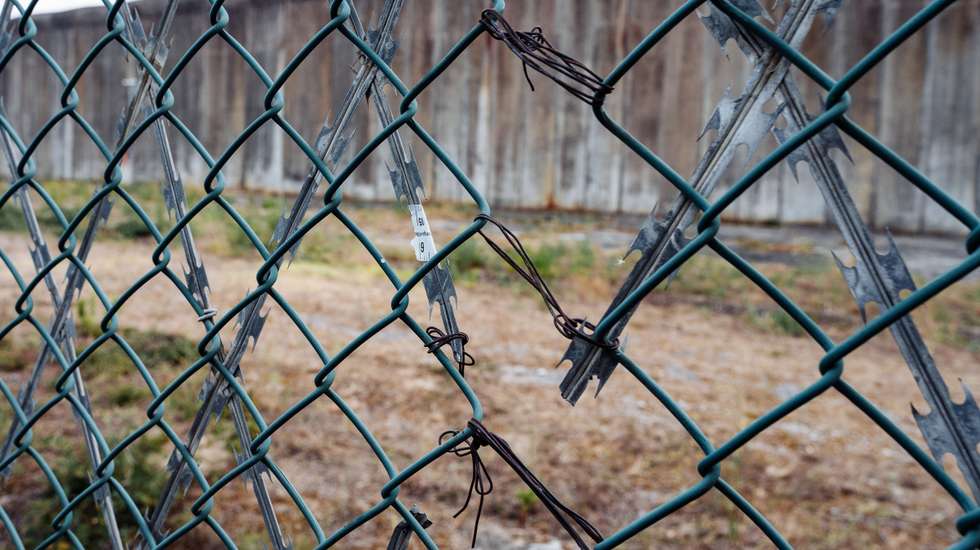 As autoridades locais ainda não informaram as novas acusações pelas quais ele terá de responder