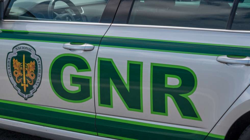 GNR deteve 3 suspeitos de tráfico e apreendeu 1.700 doses de cocaína em Barcelos