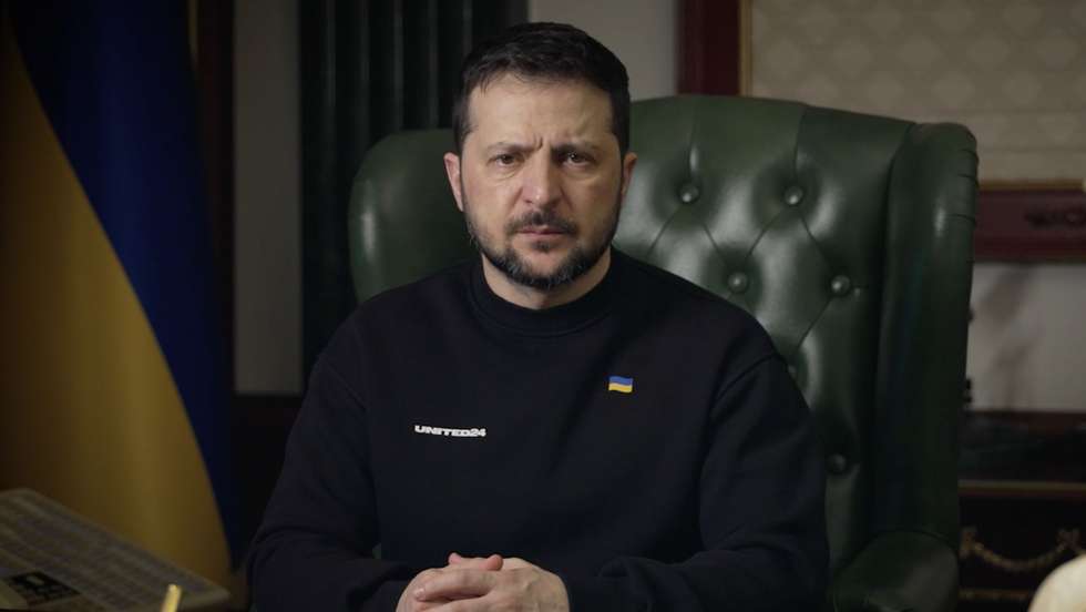 "O dia virá em que todos os perpetradores de crimes de guerra contra os ucranianos vão ser trazidos à justiça", disse Zelensky