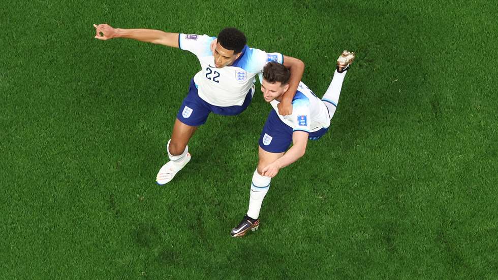 Jude Bellingham inaugurou o marcador, tomou conta do meio-campo e mostrou que é a mais valia capaz de colar de novo toda a equipa de Inglaterra