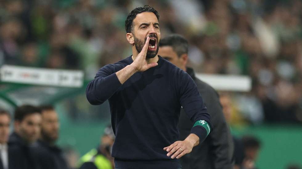 O treinador leonino tem a possibilidade de se sagrar campeão pela segunda vez