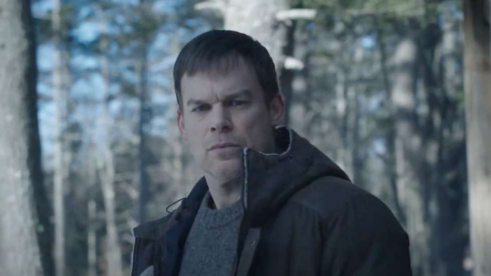 Michael C. Hall volta a interpretar a popular personagem, agora com alguns twists pelo caminho