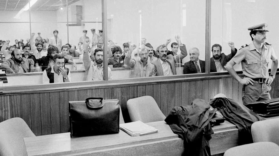 O primeiro julgamento das FP-25 decorreu no Tribunal de Monsanto, construído para o efeito, entre outubro de 1985 e maio de 1987