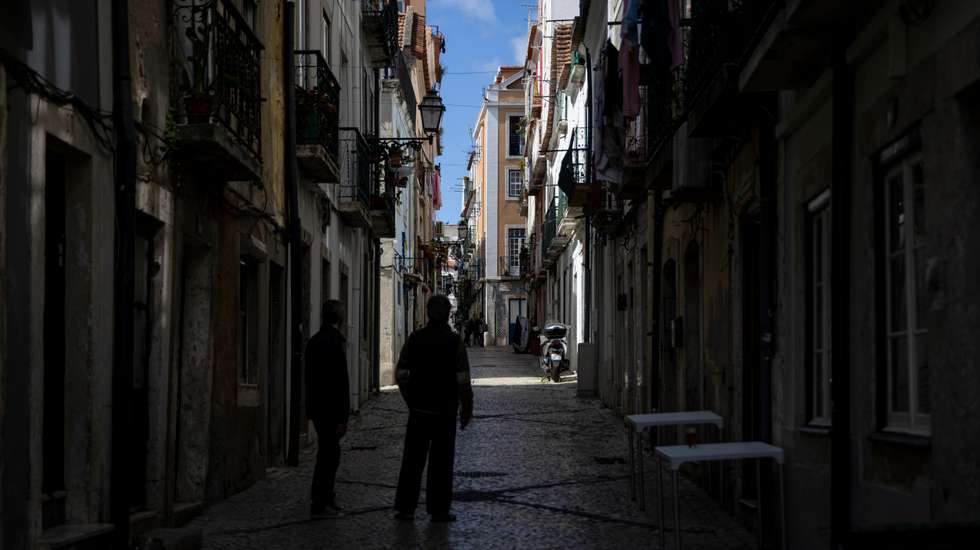 Governo central "não teme" referendo, disse Leitão Amaro