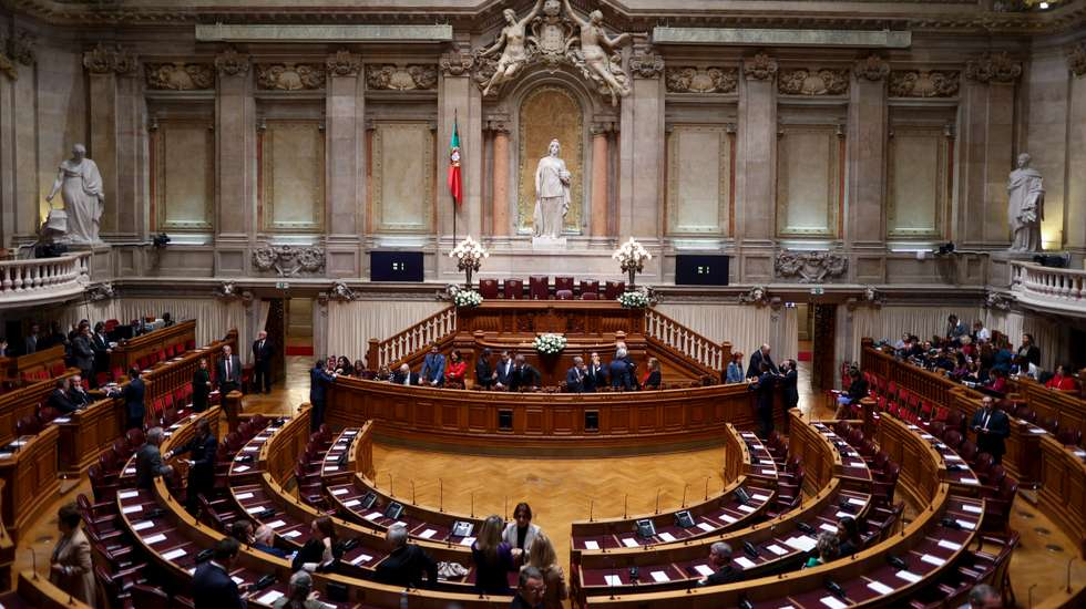 O Livre afirmou que participará na sessão solene, mas juntou-se ao PCP e ao Bloco de Esquerda na oposição à parada militar