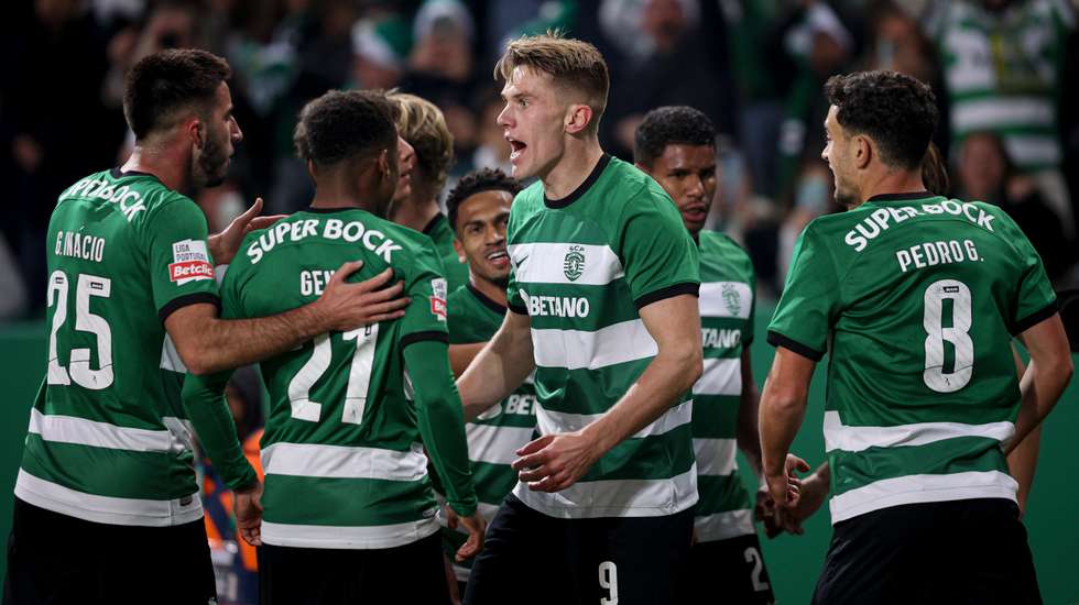 Viktor Gyökeres marcou o 1-0, viu um golo anulado, fez a assistência para o 2-0 e foi o MVP do clássico em que o Sporting bateu o FC Porto em Alvalade