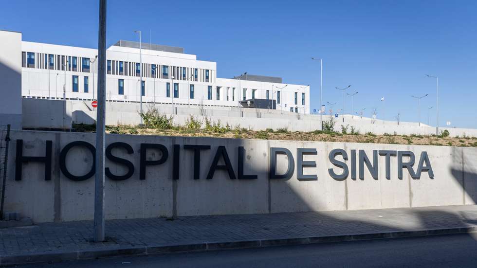 O PS, na nota, salientou que o Hospital de Sintra foi construído "com um investimento superior a 60 milhões de euros saídos diretamente dos impostos dos munícipes"