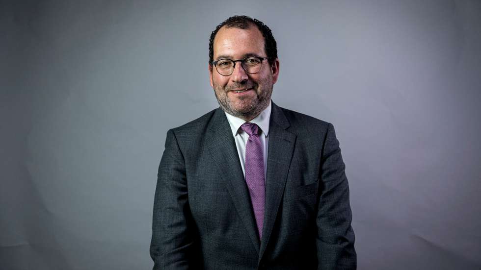 "É nossa intenção recuperar modelos de estágio em que os futuros professores assumem turmas, sem o atual modelo de "toca e foge"", afirmou João Costa