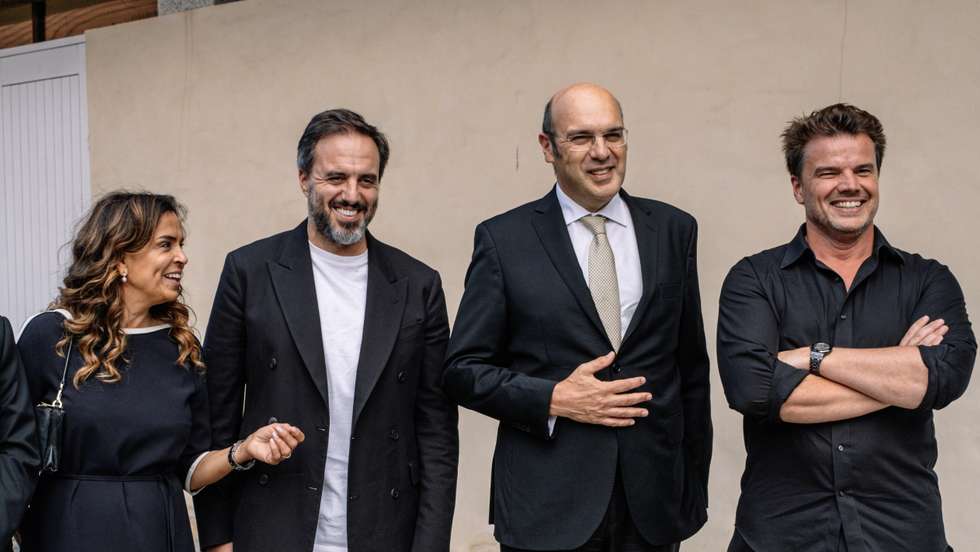 Luísa Salgueiro, presidente da Câmara Municipal de Matosinhos, José Neves, fundador e presidente executivo da Farfetch, Pedro Siza Vieira, ministro de Estado, da Economia e da Transição Digital, e Bjarke Ingels, arquiteto do projeto