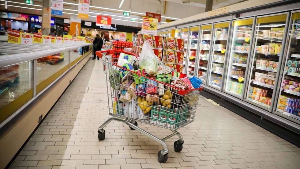 A cesta alimentar inclui carne, congelados, frutas e legumes, laticínios, mercearia e peixe