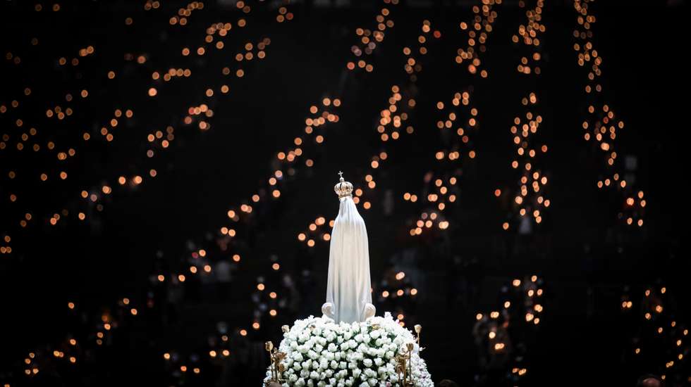A Igreja, segundo Parolin, "é chamada a ser o instrumento vivo desta esperança, impedindo que o esquecimento a vença e definhe a sua memória"