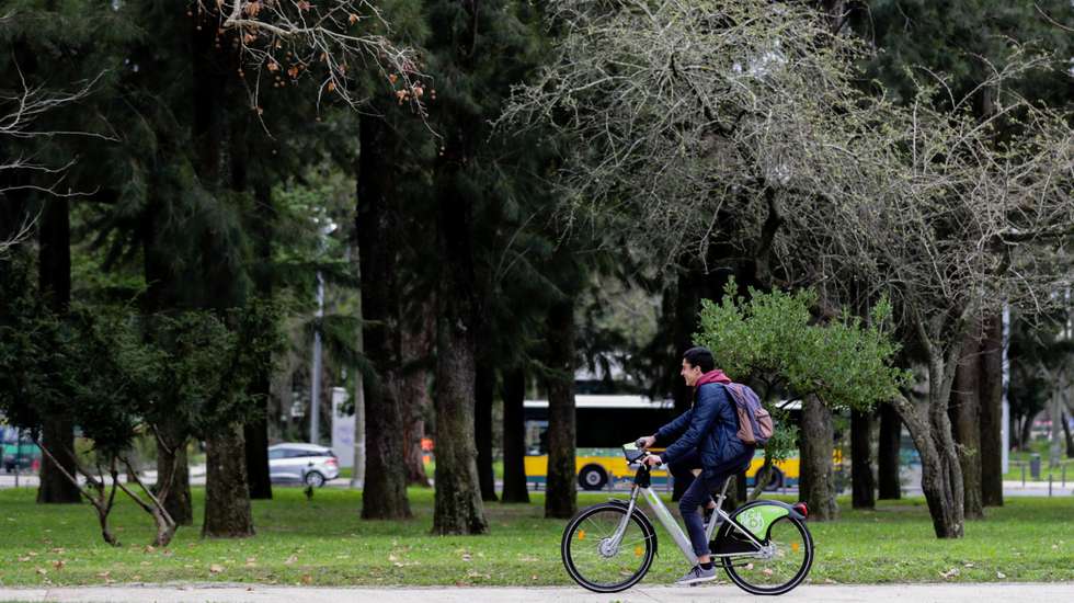 Segundo a associação, é preciso acelerar a transição