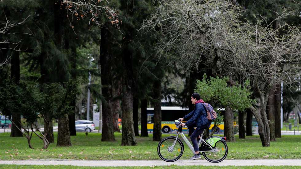 Segundo a associação, é preciso acelerar a transição