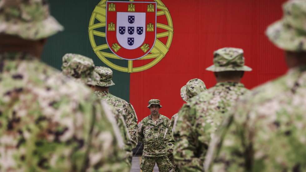 A Associação Nacional de Sargentos afirmou à agência Lusa que este atraso "está a causar inúmeras preocupações" entre os militares"