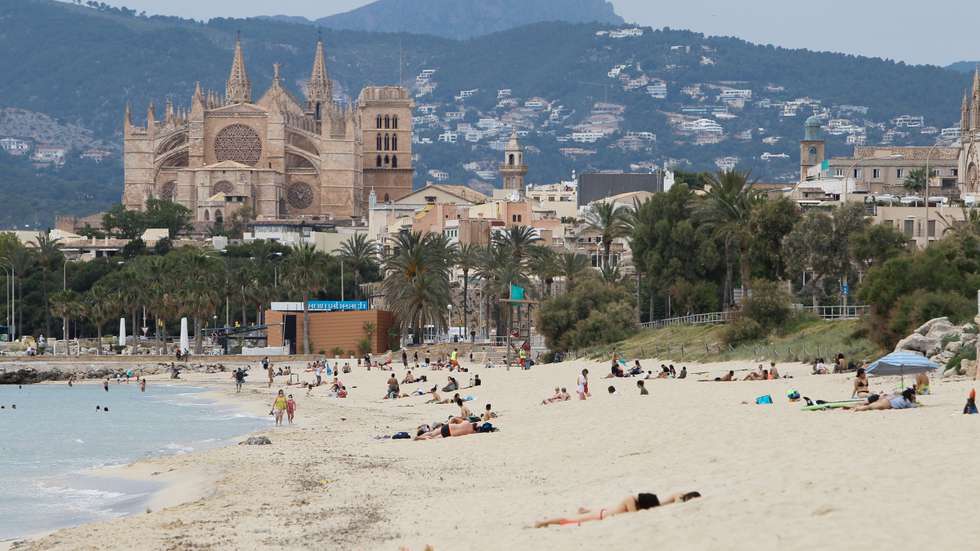 Several Locations Start Phase 2 Of De-Escalation In Spain
