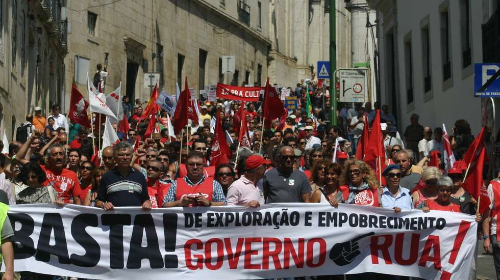 A CGTP e a UGT decidiram convocar uma greve geral para 11 de dezembro, em resposta ao anteprojeto de lei da reforma da legislação laboral