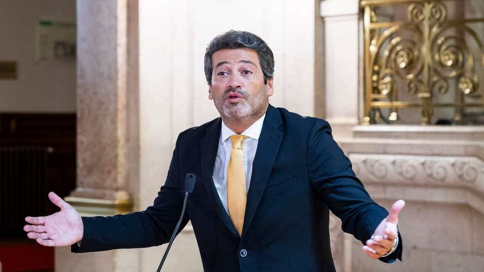 André Ventura considerou "absurdo" e "ridículo" que a Comissão permanente decorra sem a presença de Luís Neves
