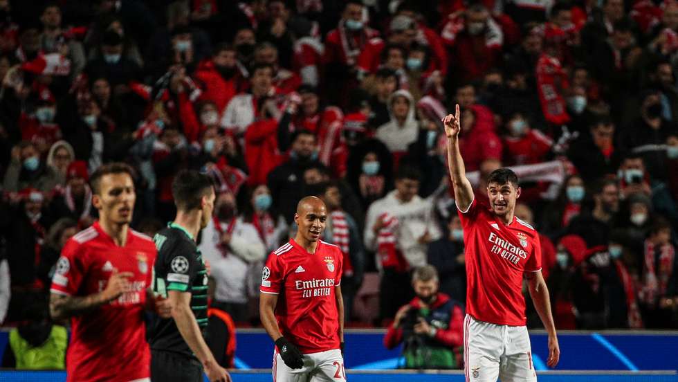 Golo de Roman Yaremchuk durante o jogo entre o Sport Lisboa e Benfica e o Futbolniy Klub Dynamo Kyiv no estádio da Luz, a contar para a 6ª jornada da fase de grupos da Liga dos Campeões 2021/22. Lisboa, 08 de Dezembro de 2021. FILIPE AMORIM/OBSERVADOR