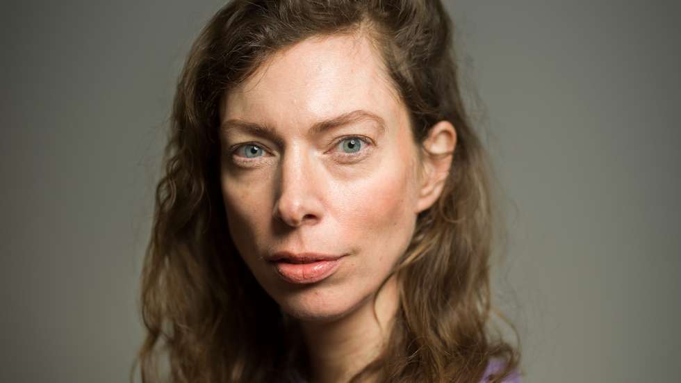 Falta ao texto de Hanna Bervoets uma certa noção de clarividência, pontos que expliquem o mundo, momentos em que o ser humano se mostre na sua plena condição
