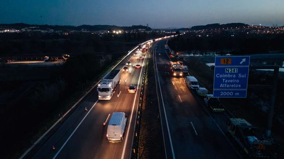 Autoestrada A1. Circulação reposta depois de interrupção devido a cheias