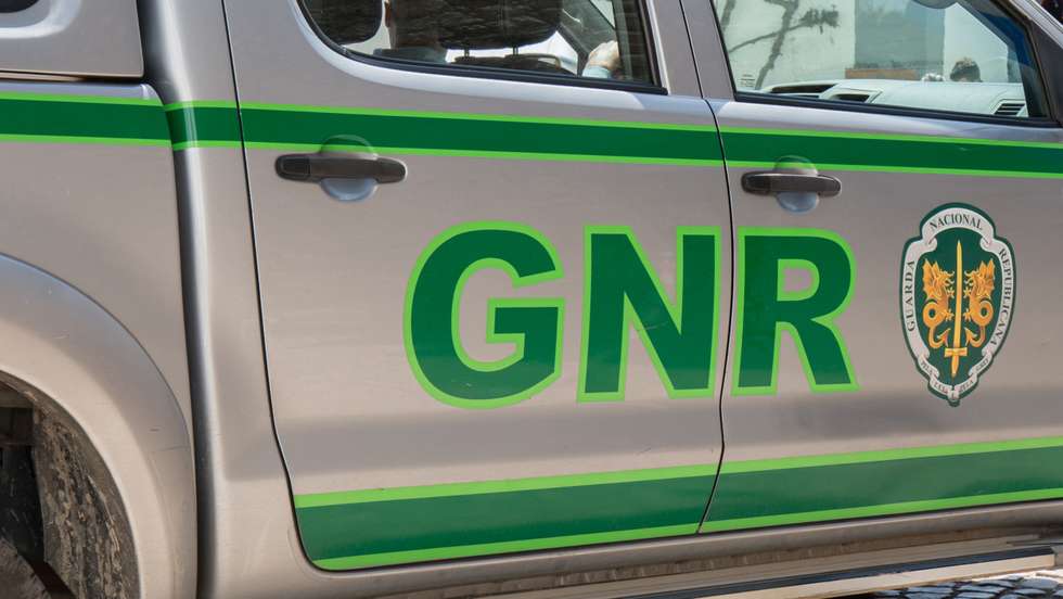GNR deteve 3 suspeitos de tráfico e apreendeu 1.700 doses de cocaína em Barcelos