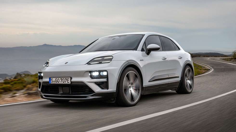 Este é o novo Porsche Macan eléctrico, SUV que chegará ao nosso país na segunda metade de 2024, com duas versões, diferentes potências, mas a mesma bateria