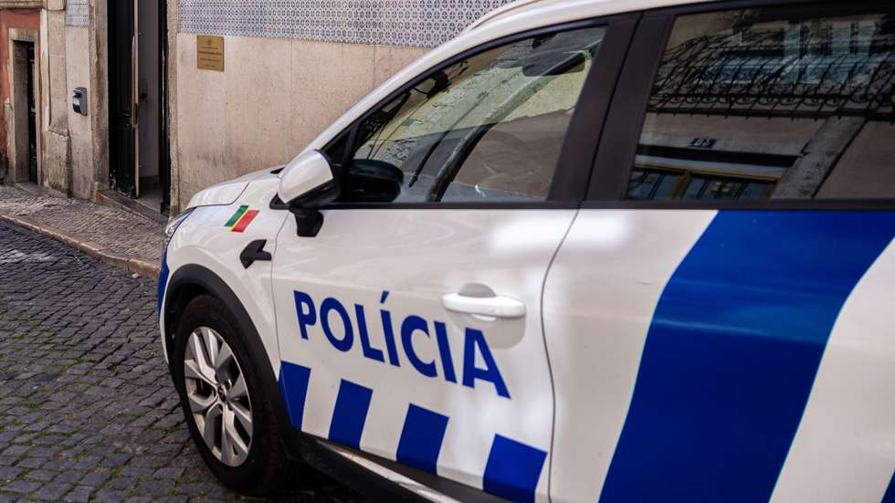 A polícia afirma que a operação "teve como principal objetivo interromper a atividade criminosa desenvolvida pelos suspeitos