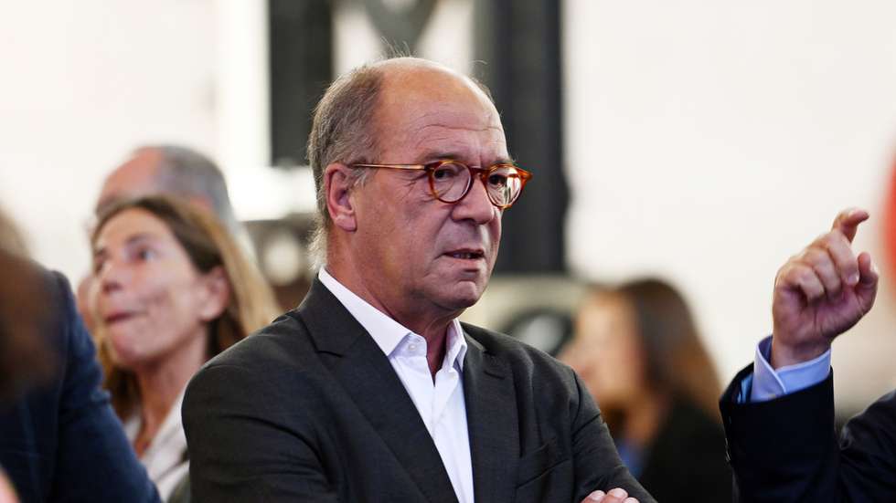 Carlos Carreiras considera que Miguel Pinto Luz é o sucessor "mais natural"