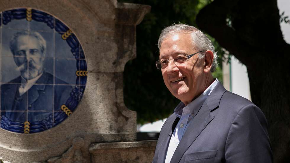 Além de presidente da Câmara de Viseu, Almeida Henriques foi deputado à Assembleia da República e vice-presidente do grupo parlamentar do PSD