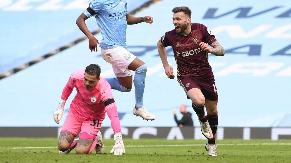 FBL-ENG-PR-MAN CITY-LEEDS