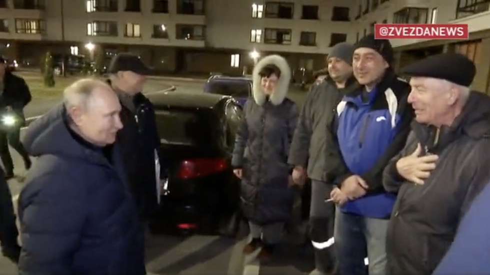 Imagens divulgadas pelos media russos mostram Vladimir Putin, alegadamente, em Mariupol