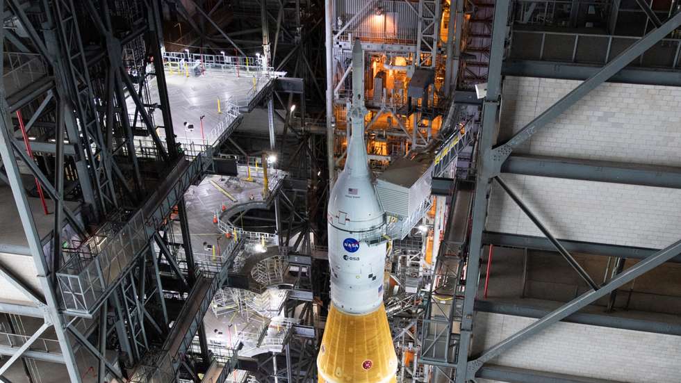 Artemis I First Rollout
