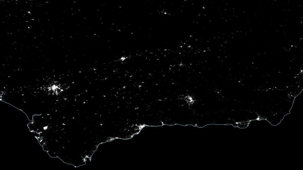 O apagão elétrico de abril de 2025 levou ao cancelamento de centenas de voos e ativou mecanismos de crise na aviação civil