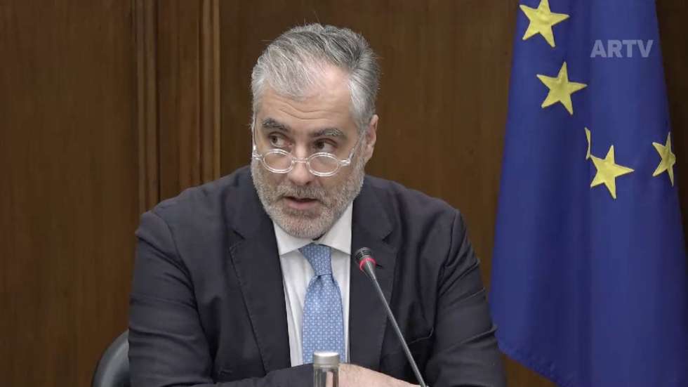 ricardo ferreira reis amt