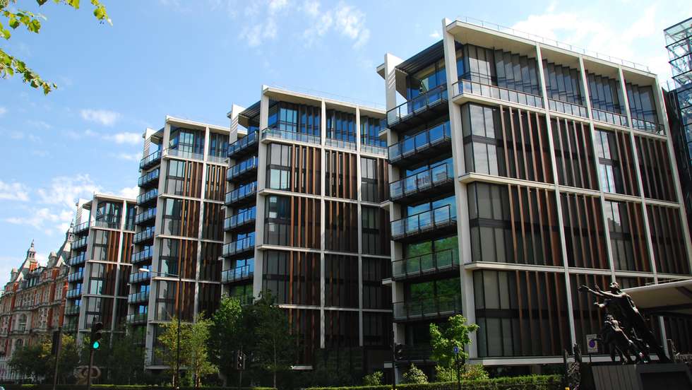 O One Hyde Park é composto por quatro torres e tem os apartamentos mais caros de Londres.