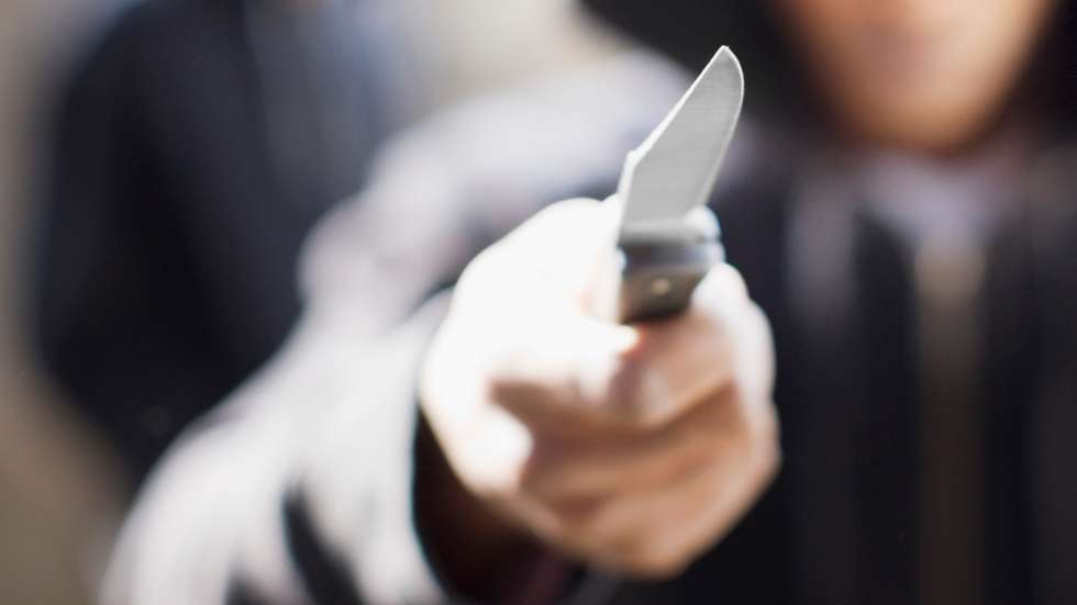 Man threatening with pocket knife