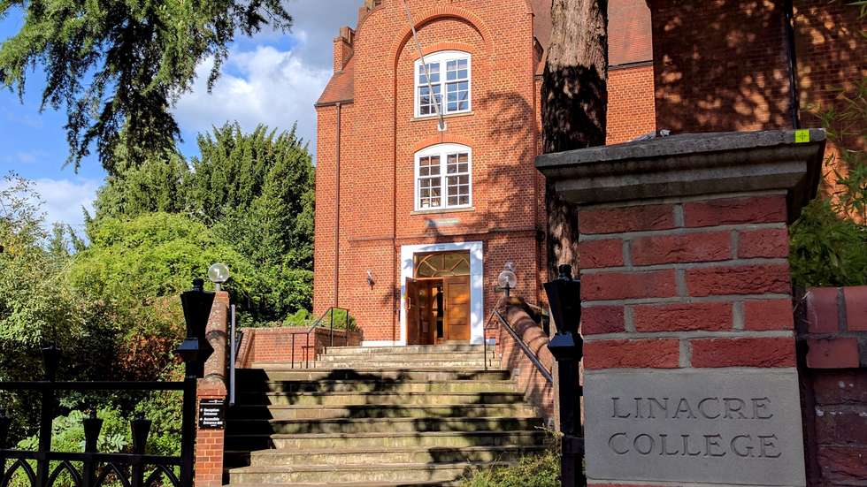 Faculdade Linacre Vietname