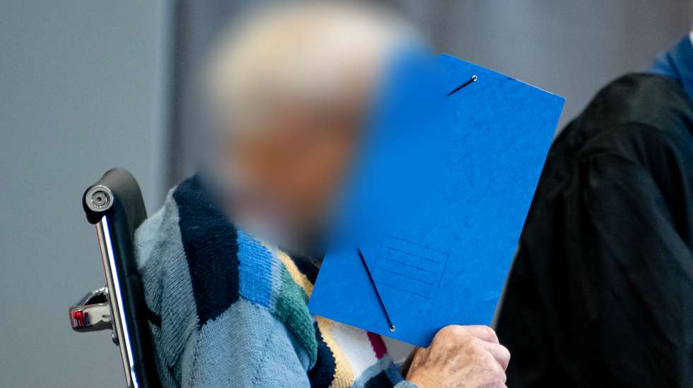 Trial against former concentration camp guard begins