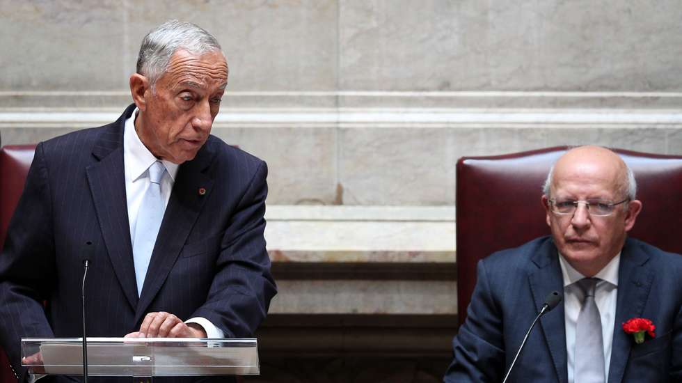 Sessão solene comemorativa do 48º aniversário do 25 de Abril na Assembleia da República. Contou com a presença do presidente da República, Marcelo Rebelo de Sousa, do presidente da Assembleia da República, Augusto Santos Silva, do primeiro-ministro, António Costa, do Governo, dos deputados e de vários convidados. Lisboa, 25 de Abril de 2022. FILIPE AMORIM/OBSERVADOR