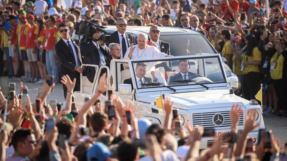A JMJ aconteceu em 2023 em Lisboa — e contou com a presença de 1,5 milhões de jovens de todo o mundo e do Papa Francisco
