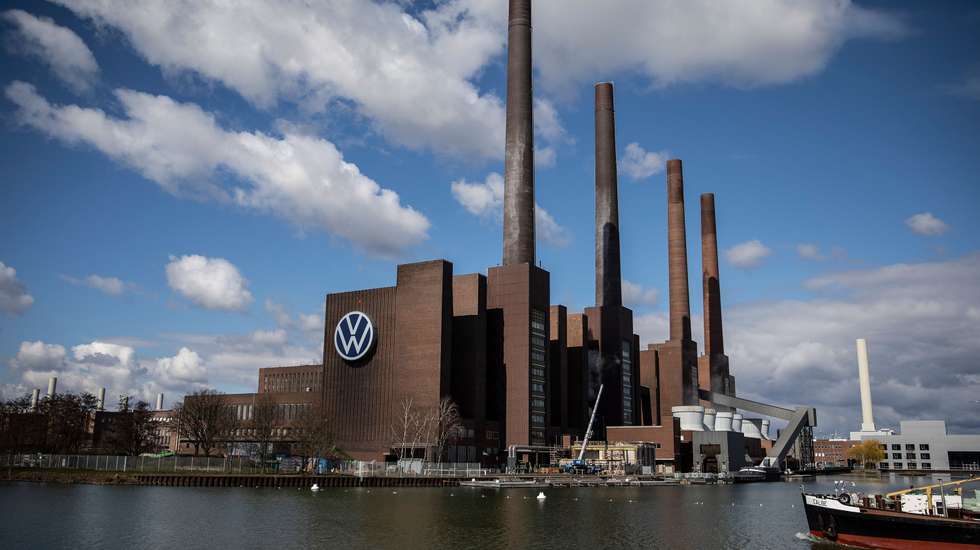 Na reunião entre o Grupo Volkswagen e o sindicato IG Metall foram aprovados grandes cortes na produção e no número de trabalhadores