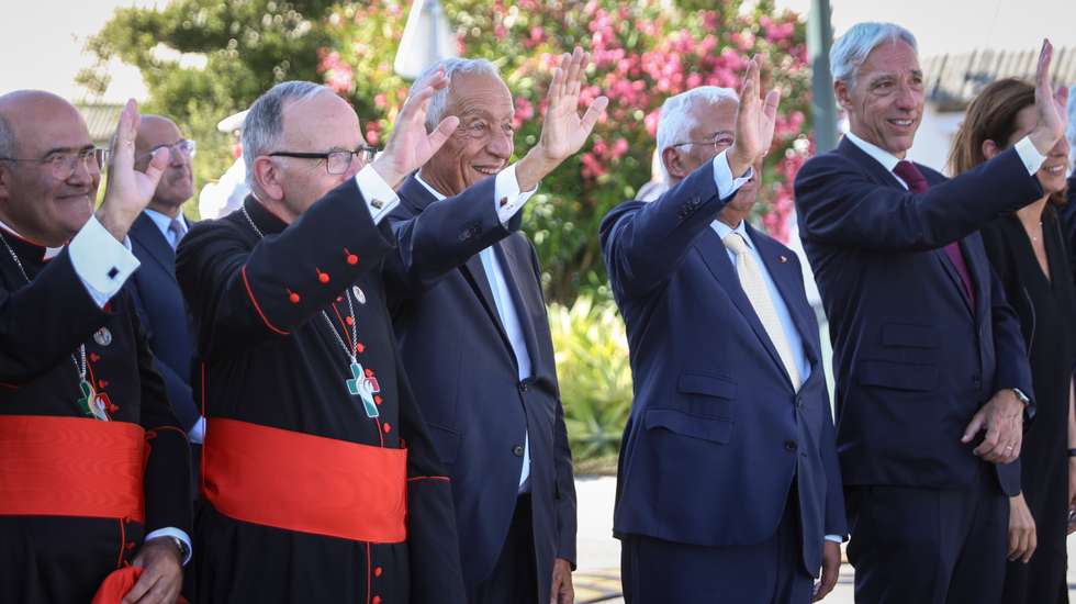 Marcelo Rebelo de Sousa e António Costa na despedida ao Papa Francisco