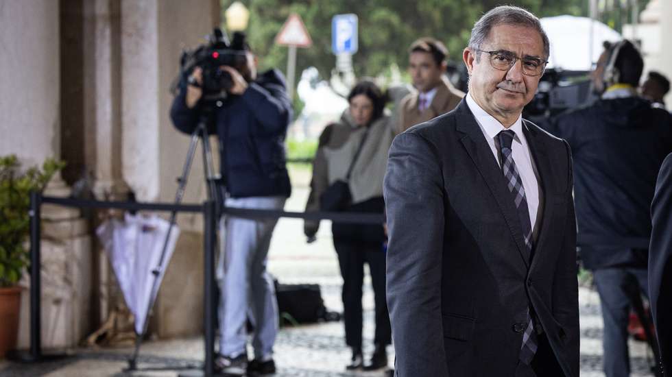 José Manuel Bolieiro relembra os desafios diários destas regiões como a distância aos mercados, a insularidade, os custos de transporte, a vulnerabilidade ambiental e a responsabilidade acrescida na vigilância das fronteiras externas