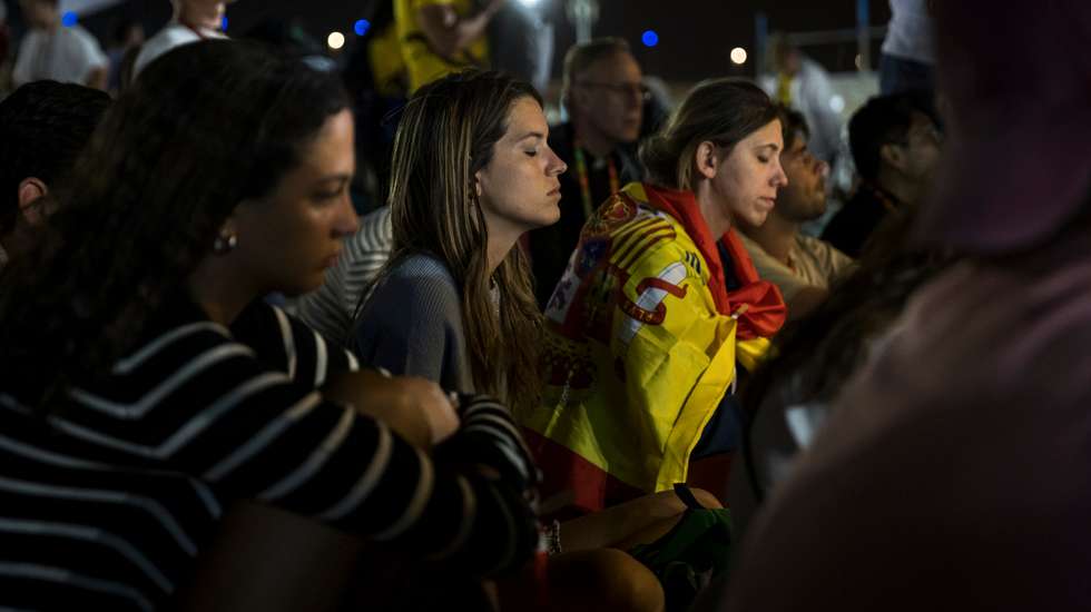 Jimena, jovem espanhola de 16, diz ter chegado a Lisboa com 5% de visão