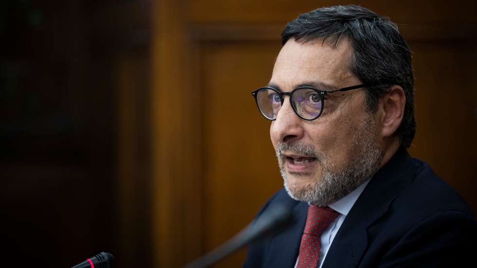 O secretário de Estado adjunto do primeiro-ministro, António Mendonça Mendes, acusa o PSD de não responder ao programa do partido e de fazer "exatamente o contrário"