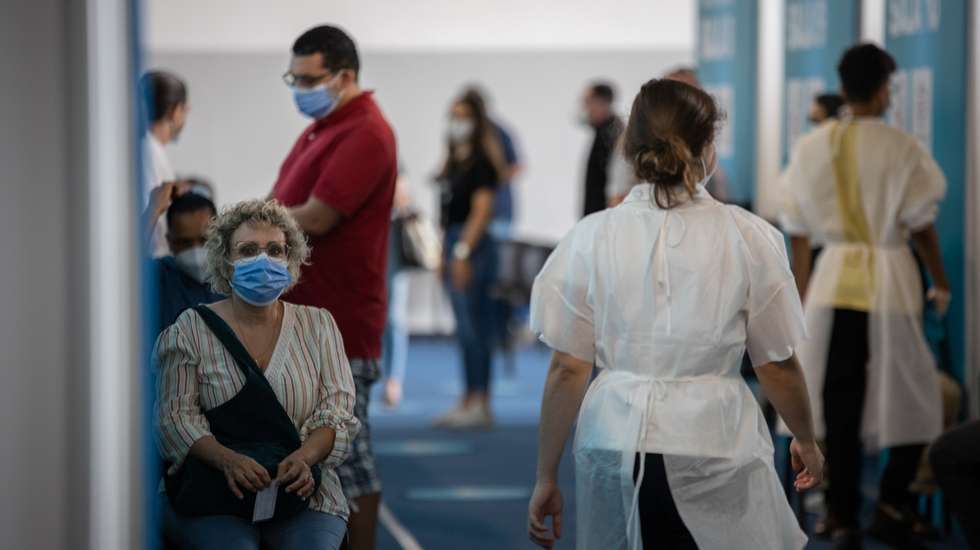O boletim da DGS desta terça-feira dá conta de 1.908 novos casos de Covid-19