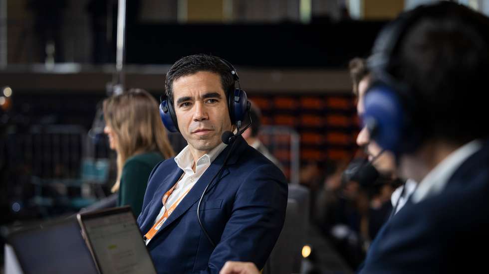 António Leitão Amaro explicou o "suplemento remunerativo solidário" esta quarta-feira, na apresentação do programa eleitoral da AD