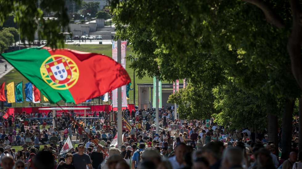 Comemorações do 1º de Maio, Dia do Trabalhador, da CGTP-IN. Como de costume, milhares de pessoas marcharam da praça do Martim Moniz, à Alameda D. Afonso Herriques, em Lisboa, para se manifestarem pelos direitos dos trabalhadores. No final, ouviram a intervenção de Isabel Camarinha, Secretária-Geral da da Confederação Geral dos Trabalhadores Portugueses. Lisboa, 1 de maio de 2023. TOMÁS SILVA/OBSERVADOR